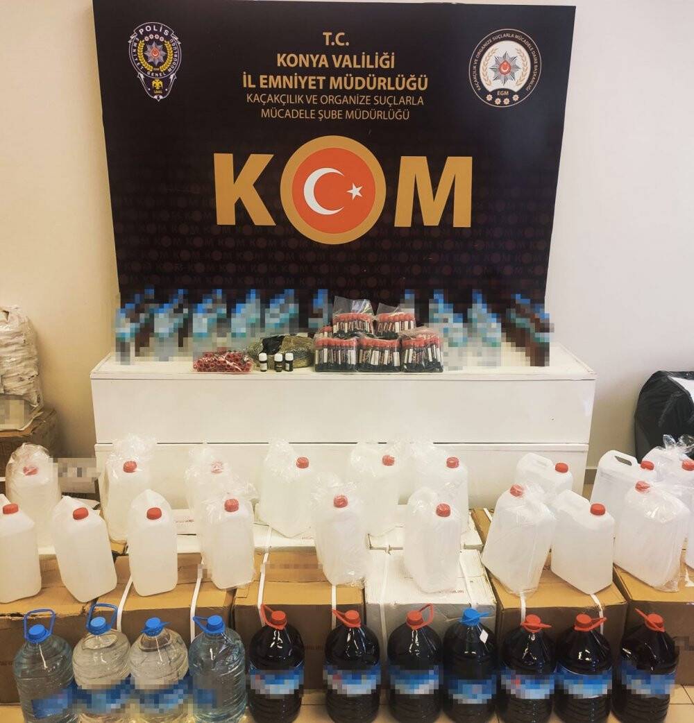 Sahte alkol üreten baba ve 2 oğlu yakalandı