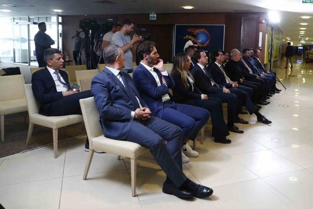 Fenerbahçe’den deprem bölgesine dev yardım