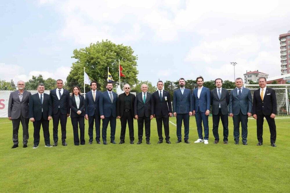 TFF Başkanı Mehmet Büyükekşi’den, Fenerbahçe Futbol Akademisi’ne ziyaret