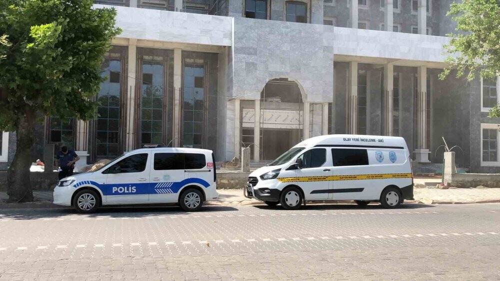 İnşaattan düşen işçi yaralandı