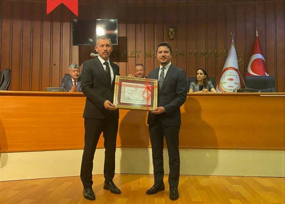 Konya milletvekilleri mazbatalarını aldı