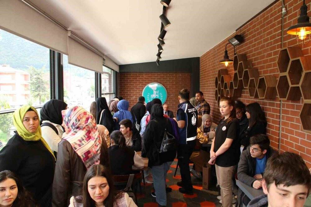 Prof. Dr. Kavaz Akşehirli gençlerle buluştu