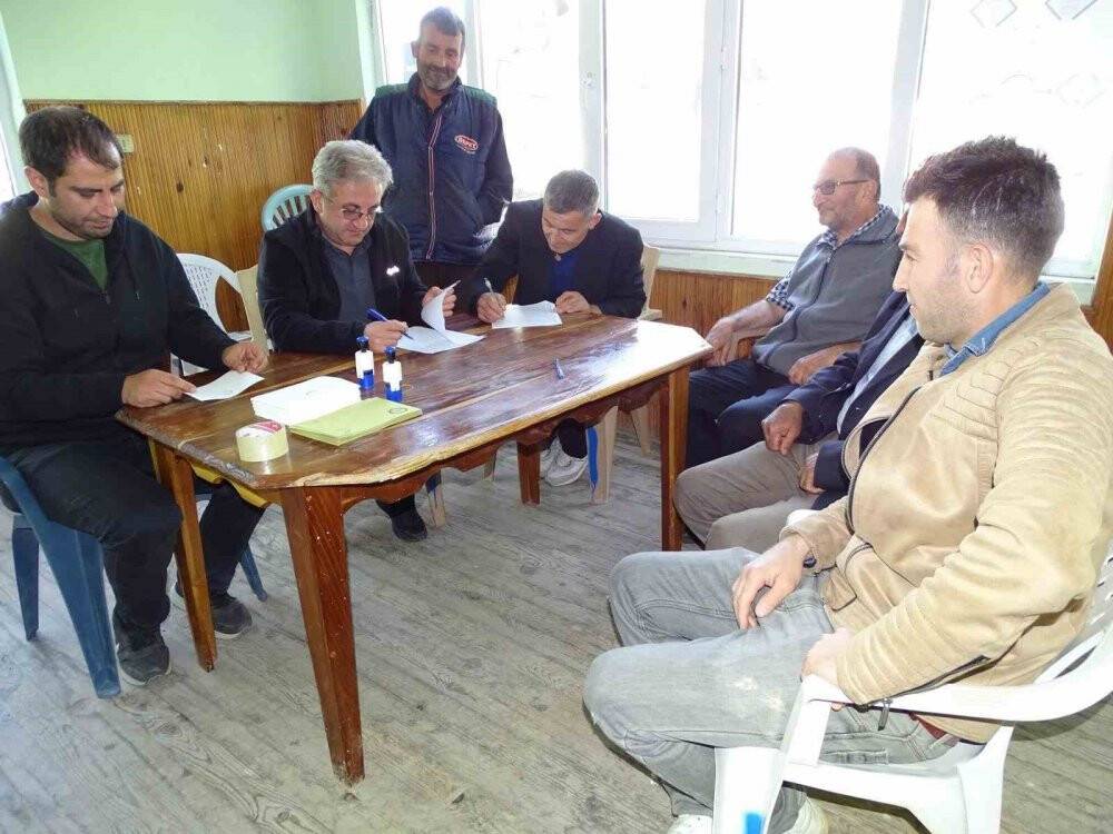 23 seçmen bulunan köyde seçim 2 saatte tamamlandı