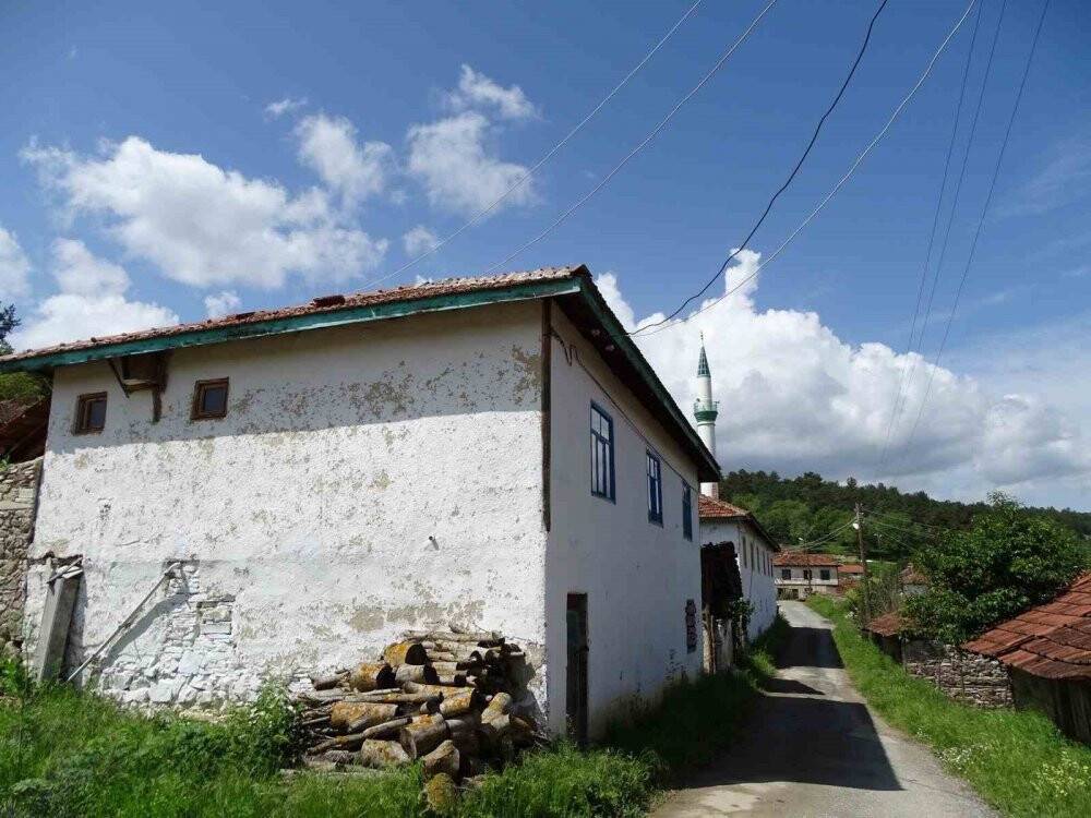 23 seçmen bulunan köyde seçim 2 saatte tamamlandı