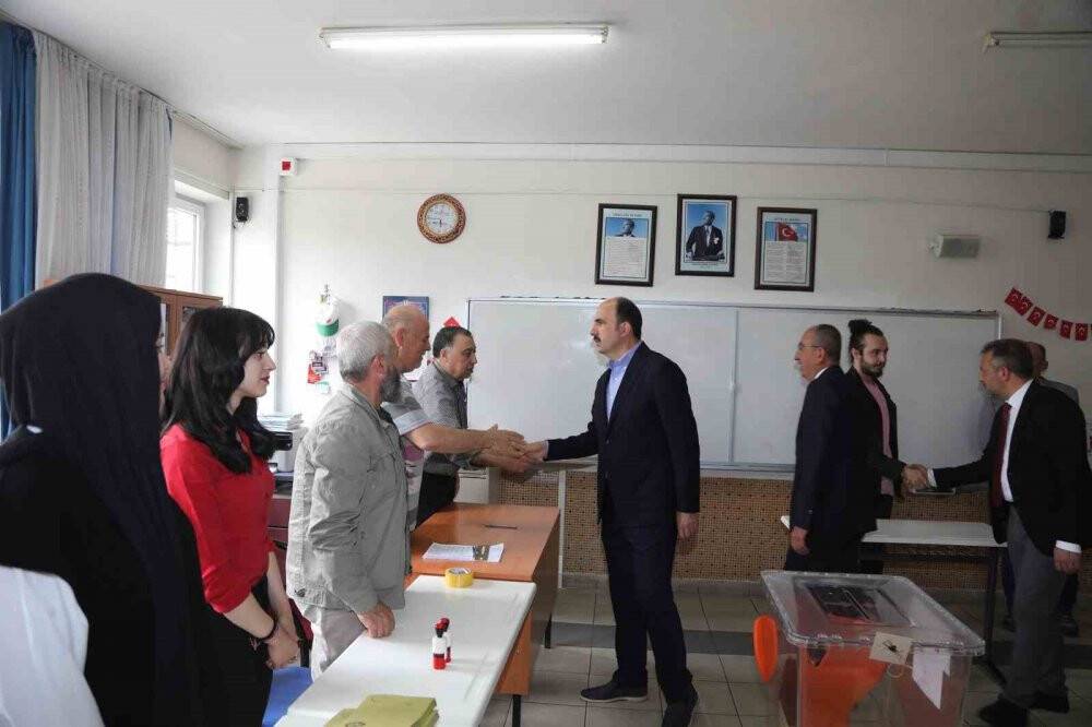 Başkan Altay Cumhurbaşkanlığı ikinci tur seçimi için oyunu kullandı