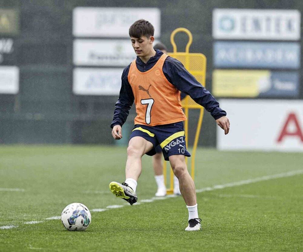 Fenerbahçe, Antalyaspor maçı hazırlıklarına devam etti