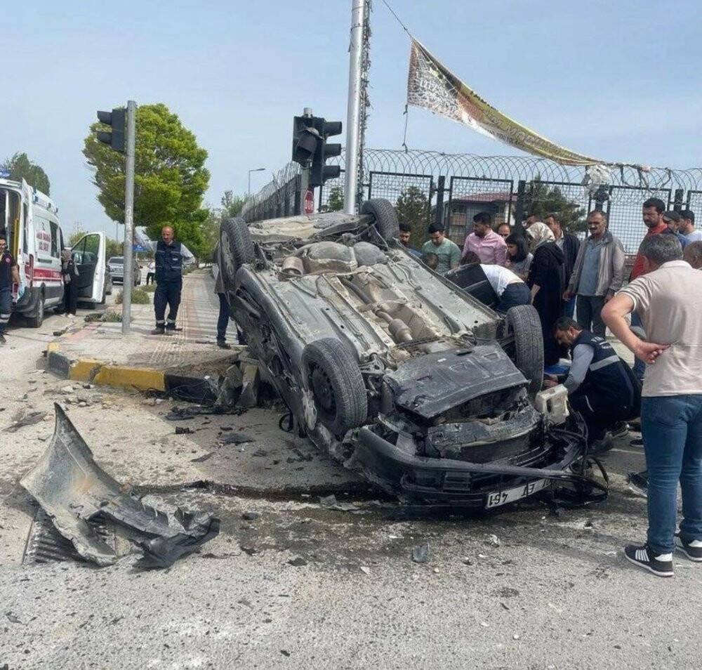 Van’da 2 ayrı trafik kazası: 4 yaralı