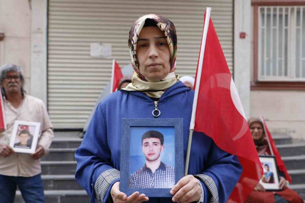 Evlat nöbeti tutan ailelerden Cumhurbaşkanı Erdoğan’a tebrik