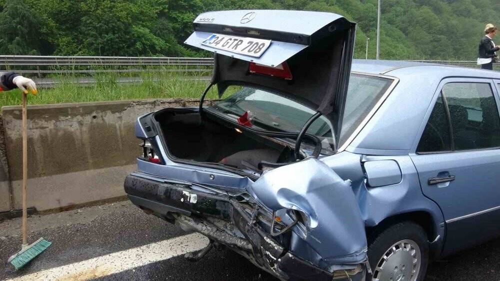 TEM’de zincirleme kaza: 2 yaralı