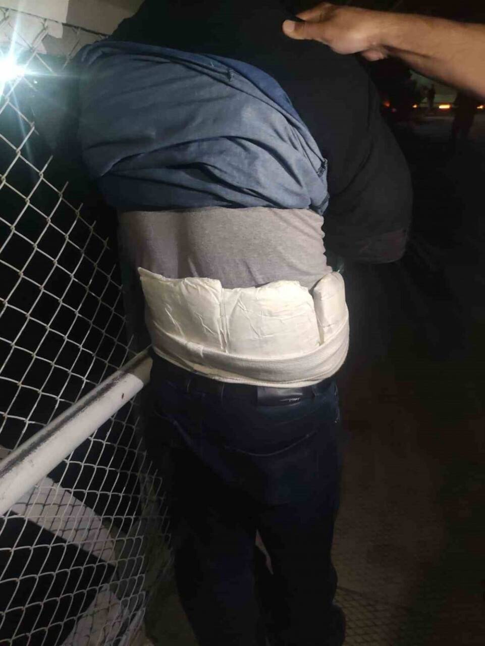 Belindeki korseden uyuşturucu çıktı