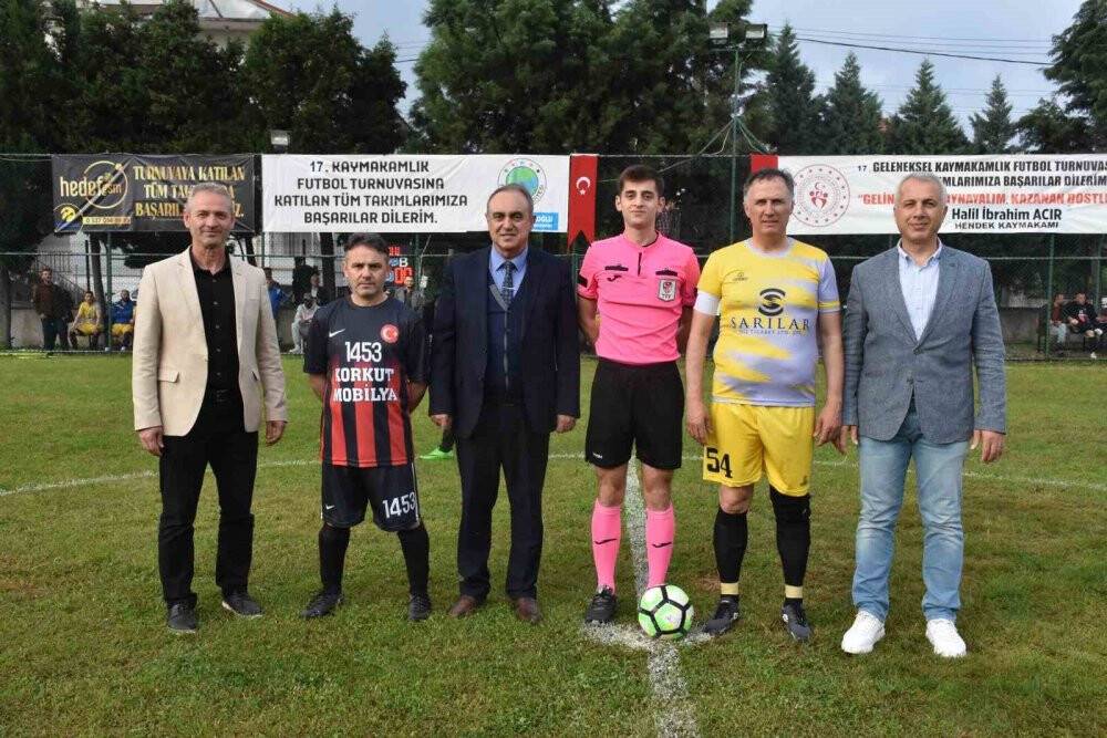 Yattara etkinlikte forma giydi