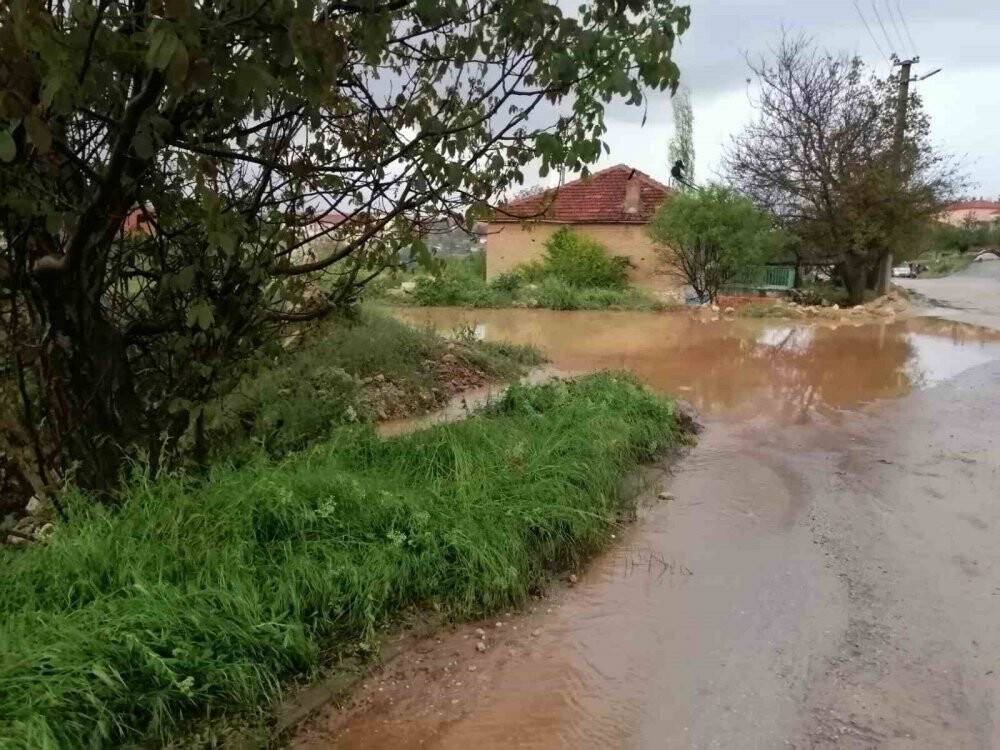 Selden geriye çamur kaldı