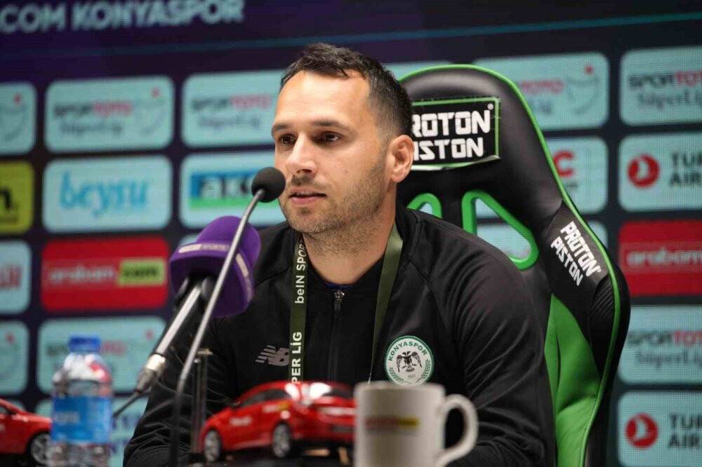 Konyaspor Antrnörü Micovic'e kırmızı kart sorusu