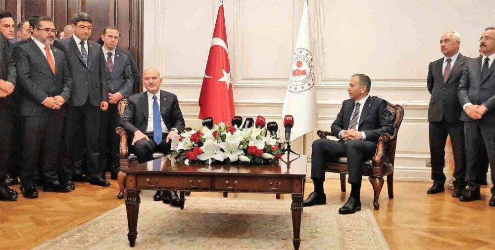 Bakan Yerlikaya, görevi Soylu’dan devraldı