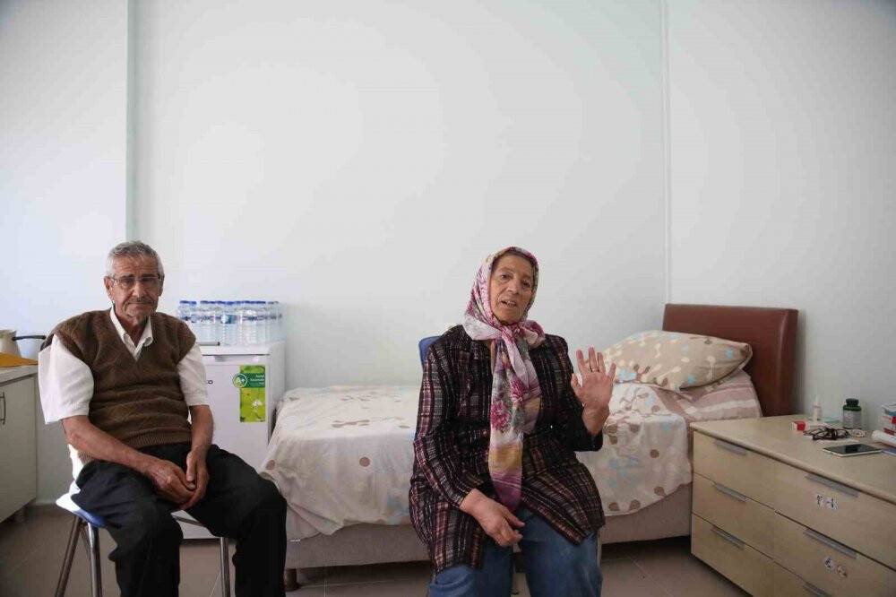 Depremzede Bedriye teyzenin sözleri yürekleri dağladı!