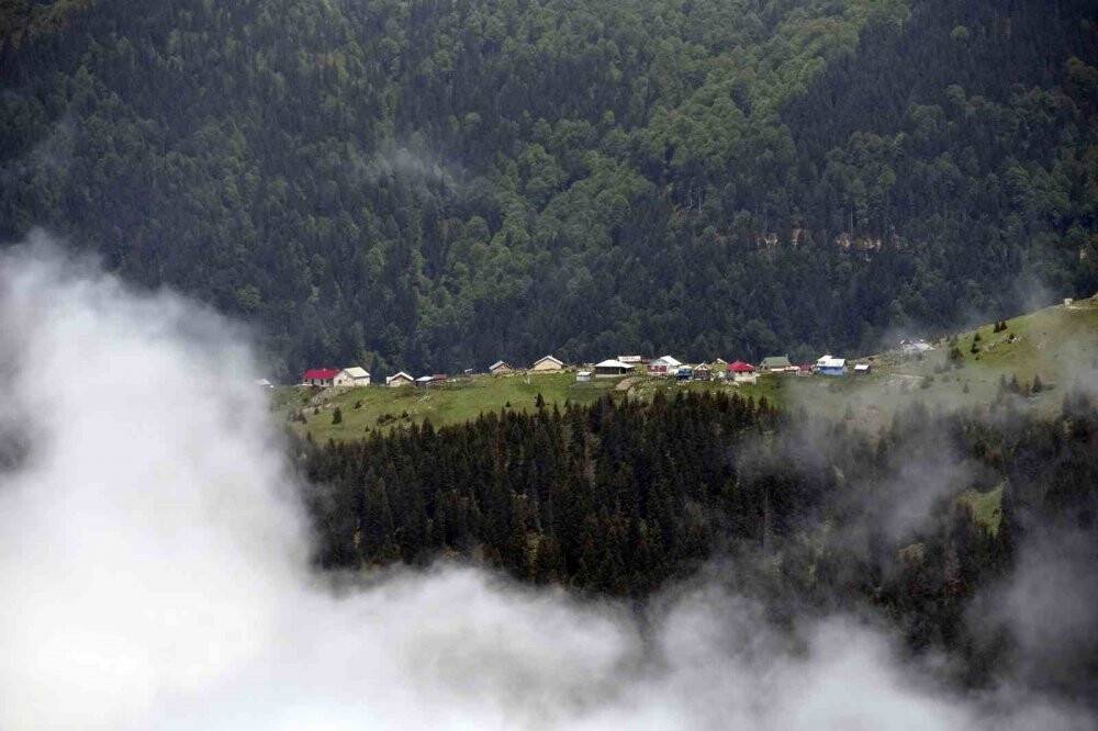 Gümüşhane yaylalarında büyüleyici manzaralar