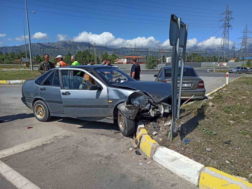 Konya’da 2 ayrı trafik kazası: 3 yaralı