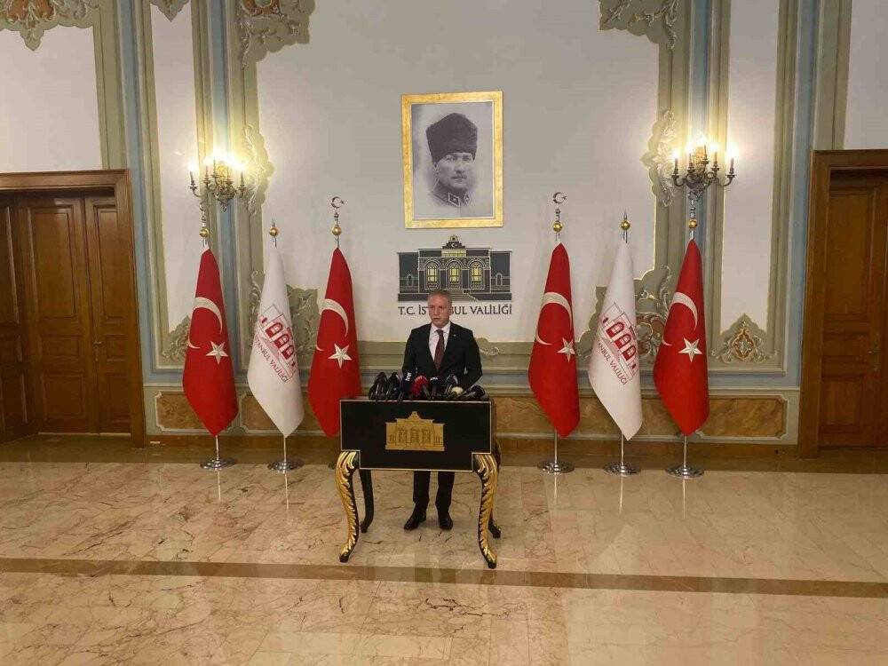 Yeni İstanbul Valisi Davut Gül göreve başladı