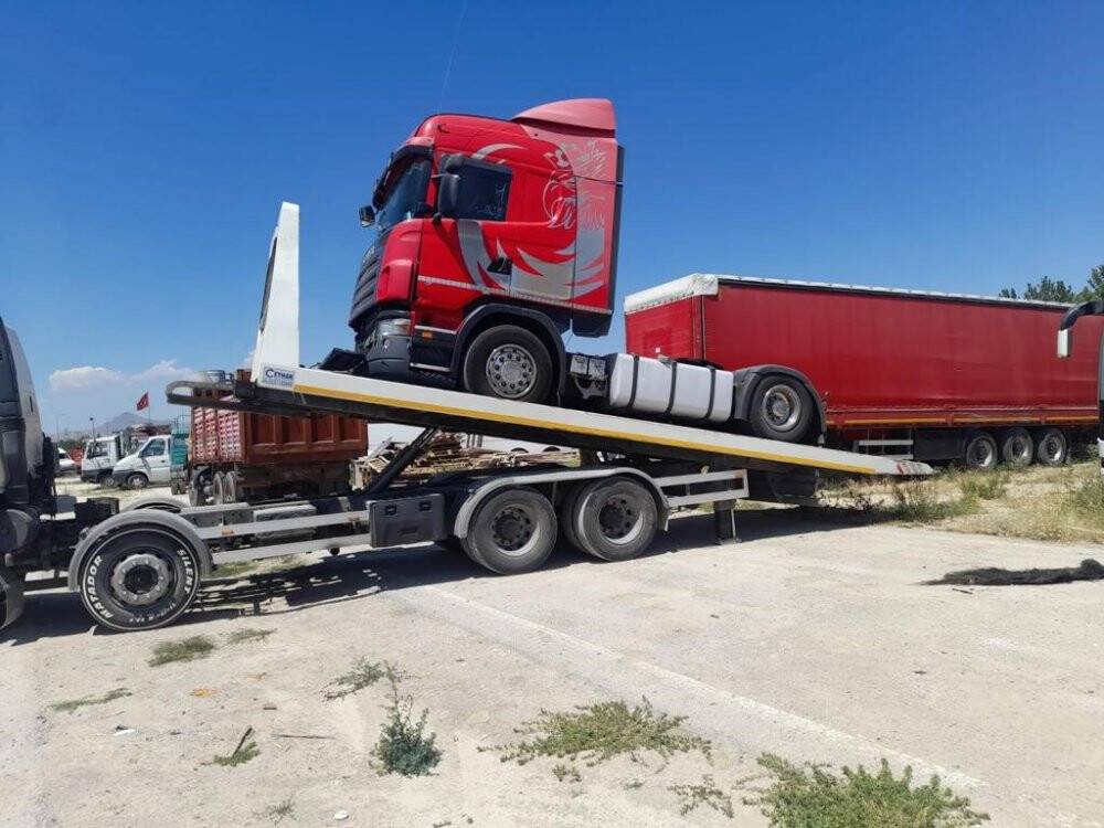 Bakan Yerlikaya duyurdu! Konya merkezli ‘Fren’ Operasyonu: 12 gözaltı