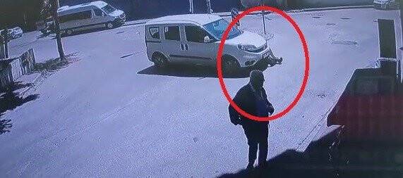İnanılmaz kaza: Çarptığını fark etmedi, üzerinden geçti
