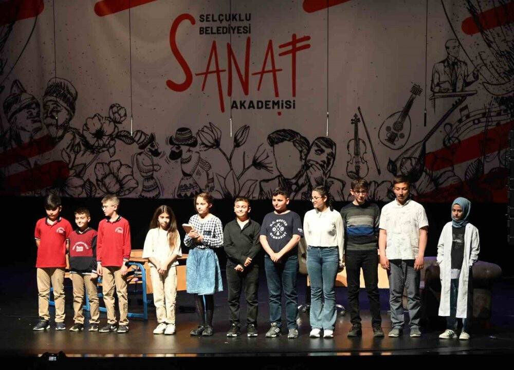 Selçuklu Sanat Akademisi tiyatro ödülleri sahiplerini buldu