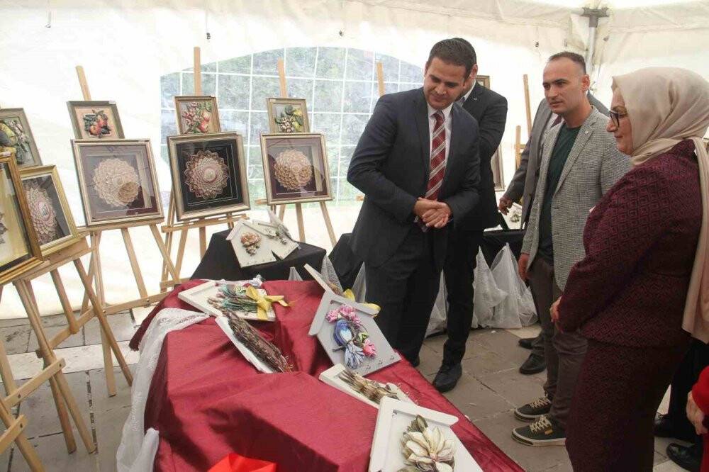 Beyşehir ADEM’in yıl sonu sergisi düzenlendi