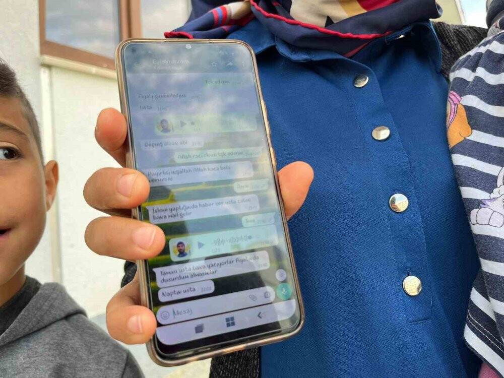 Deprem evlerini, yangın eşyalarını, dolandırıcılar paralarını aldı