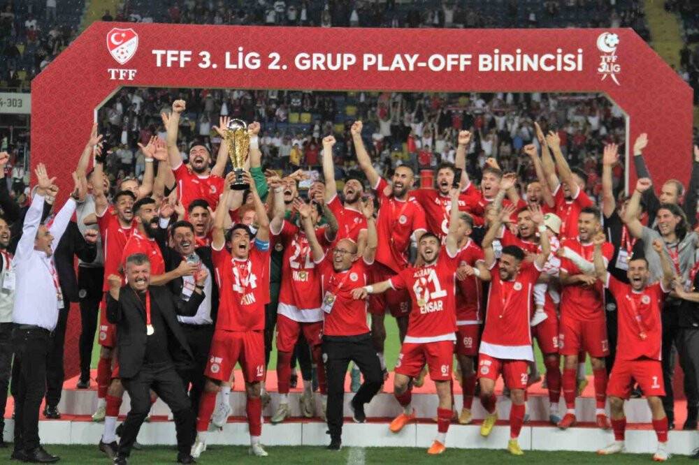 KKaraman Futbol Kulübü TFF 2. Lig’e yükseldi