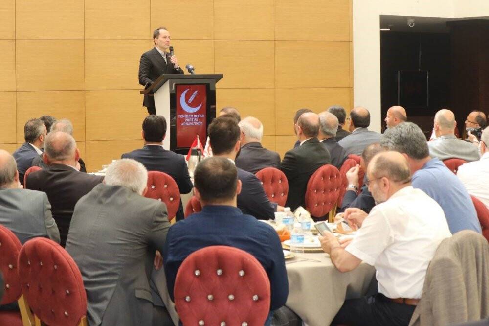 Erbakan, "Anket firmalarının çoğu maalesef çok büyük manipülatif çalışmalar yaptı"