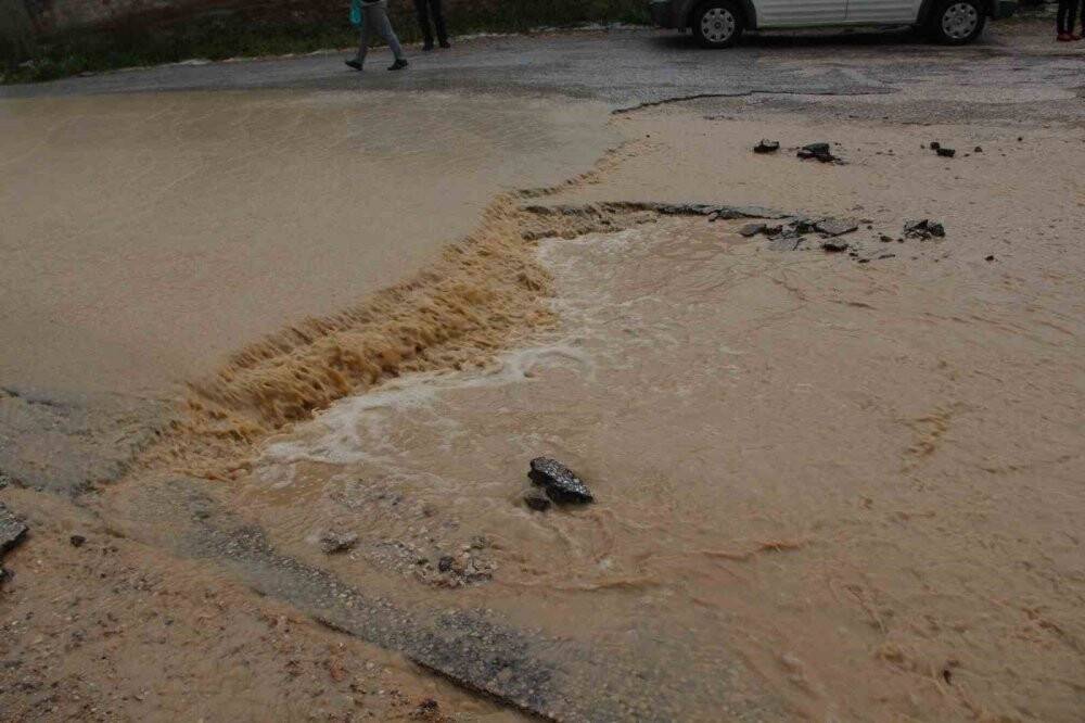 Konya’da sağanak ve dolu yağışları sonrası sel ve su baskınları