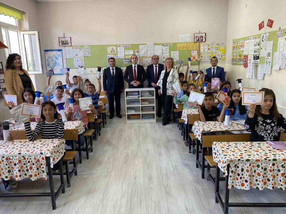 Kulu’da 7 bin 586 öğrenci karne sevinci yaşadı