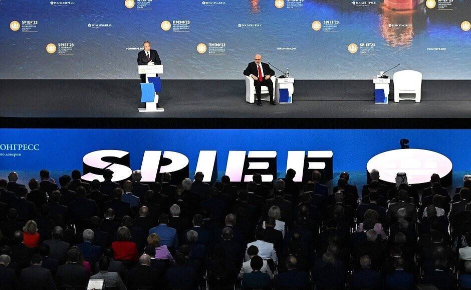Putin: "Yahudi dostlarım Zelenskiy’den utanıyor"