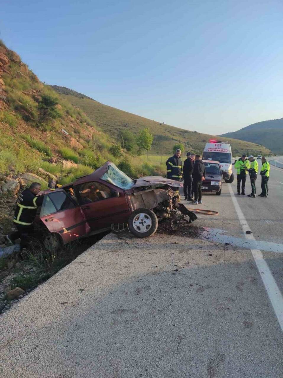Burdur’da trafik kazası: 2’si ağır 3 yaralı