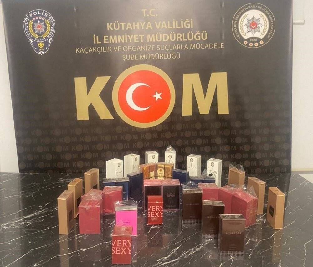 Araçta 36 adet kaçak parfüm ele geçirildi