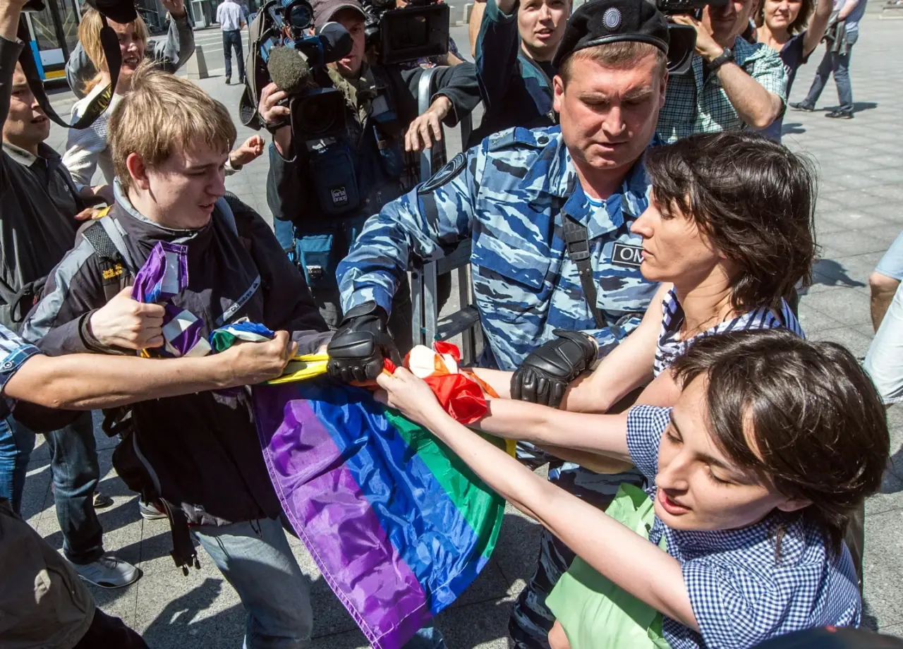 russia-lgbt-rights.webp