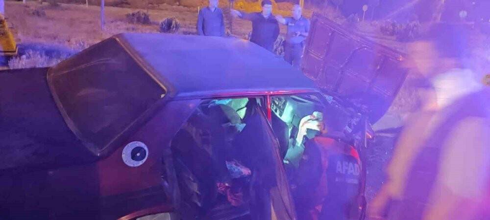 Bitlis’te trafik kazası: 4’ü çocuk 8 yaralı