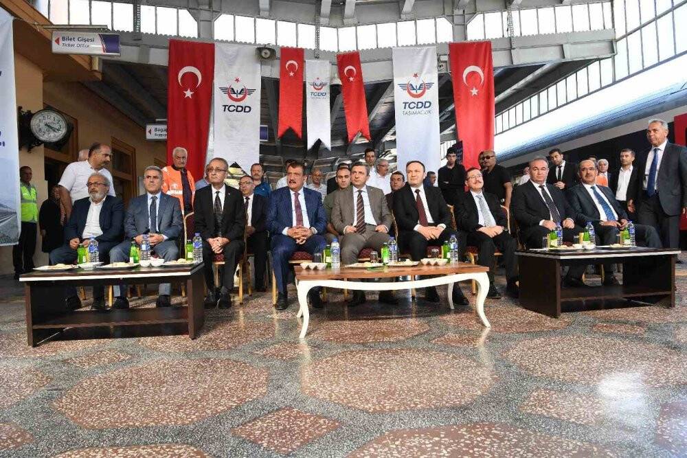 Malatya-Ankara arasındaki mesafe 7 saate düşecek