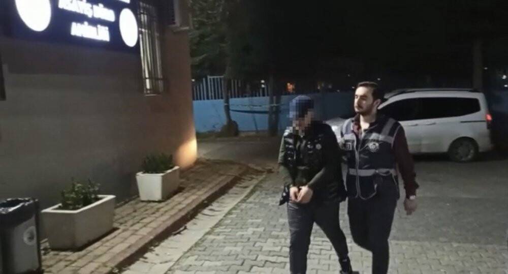 Silahlı saldırı kamerada: Yanlış adamı vurmuş