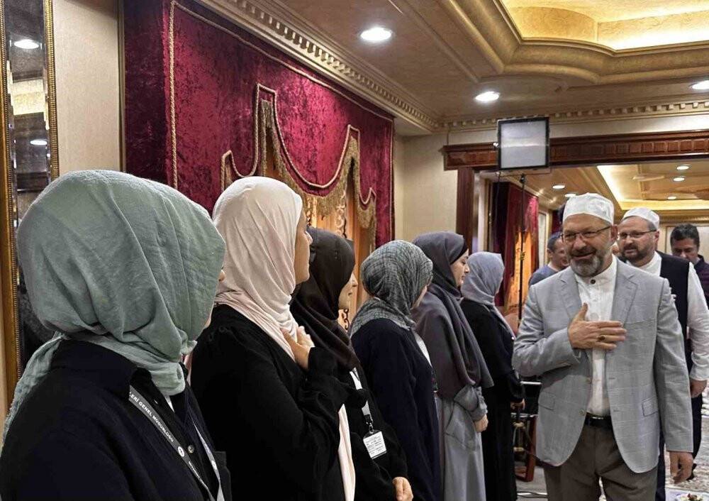Türkiye’den gelen hacıların yaş ortalaması 62 oldu