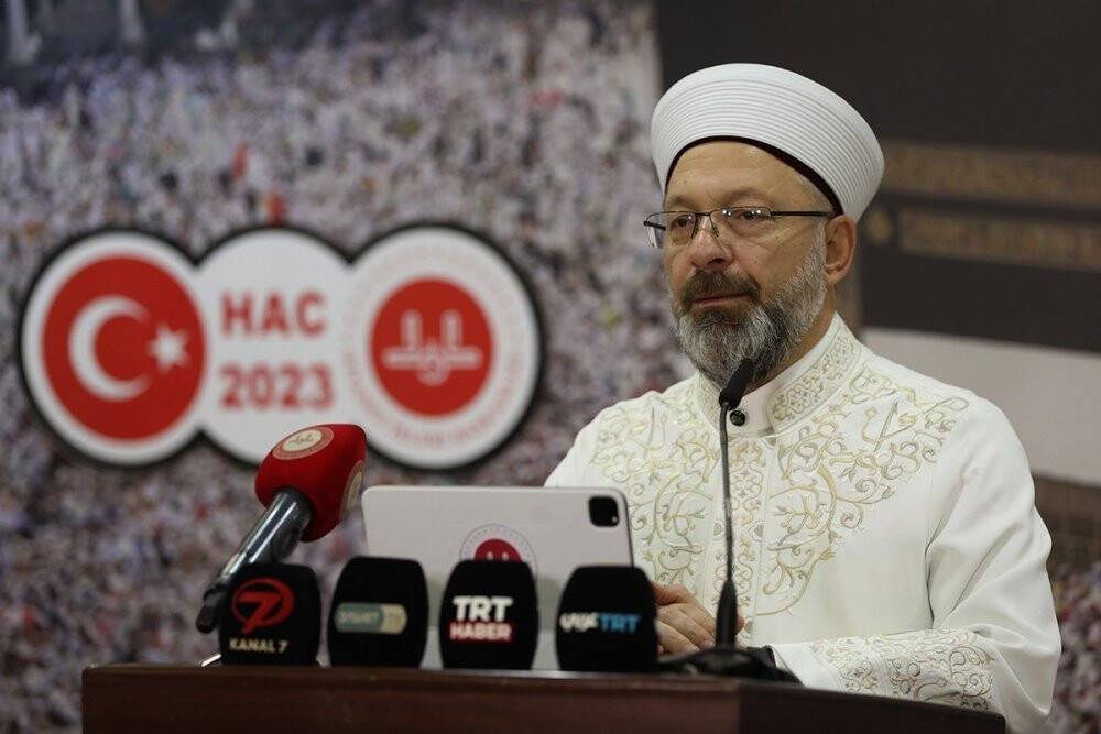 Türkiye’den gelen hacıların yaş ortalaması 62 oldu