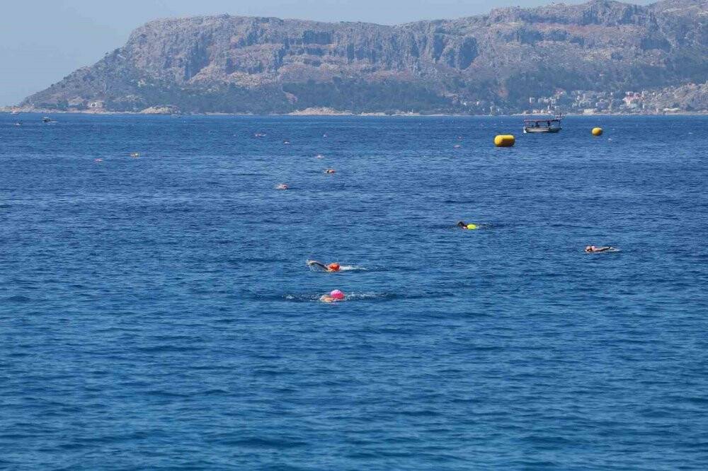 17. Uluslararası Meis-Kaş Yüzme Yarışı yapıldı