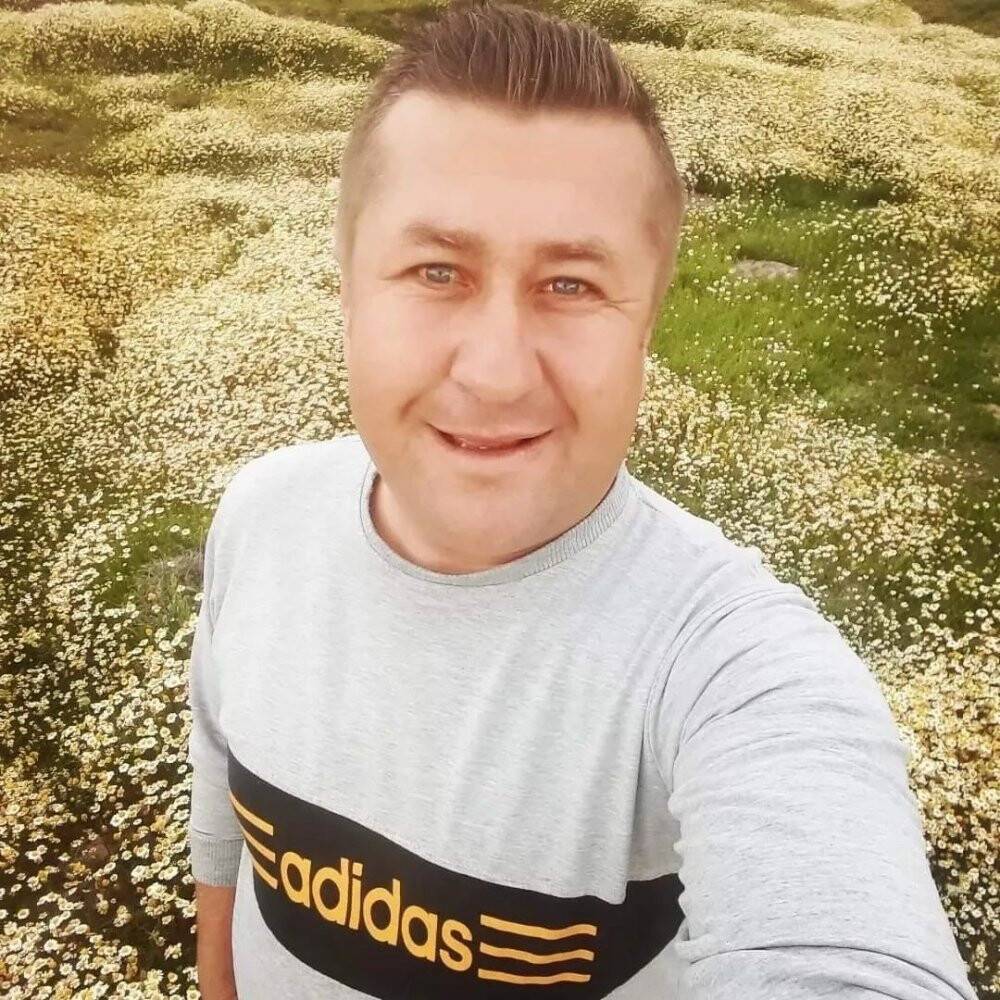Karısına mesaj attığı kişi ve tanıdıklarını tehdit etmiş