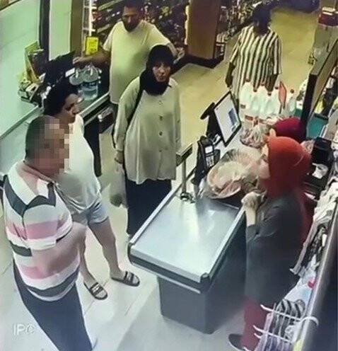 Markette ilginç kavga