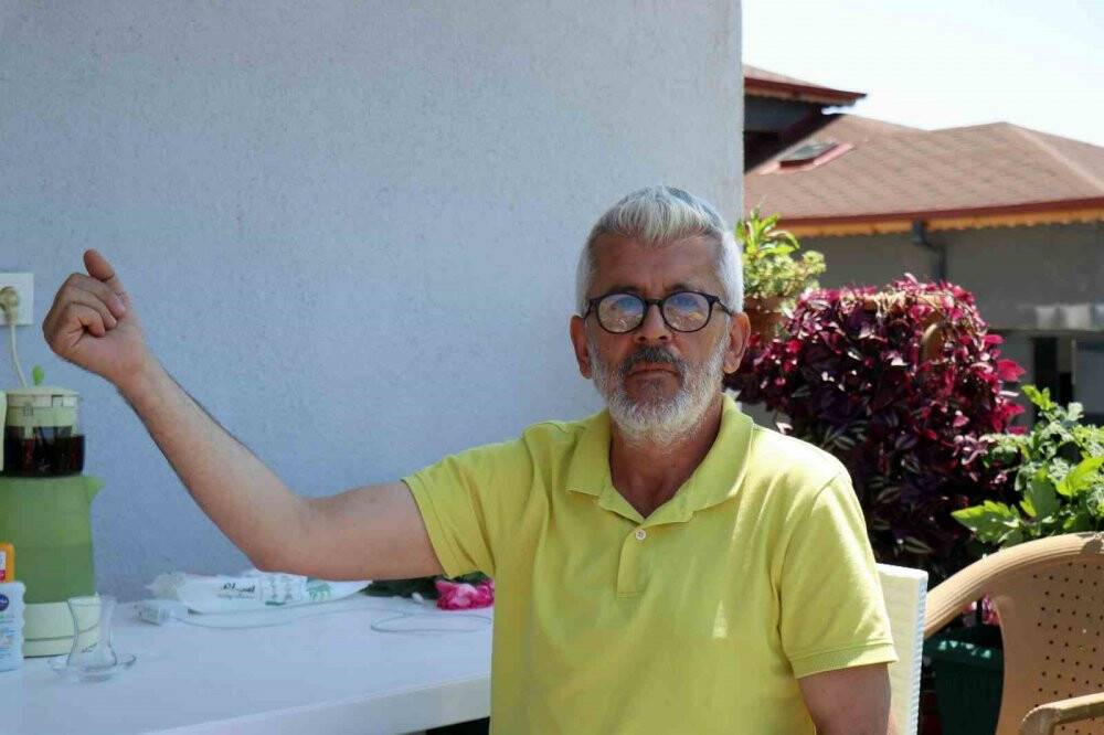 Bahçede bayram kahvaltısı yaparken dehşeti yaşadılar