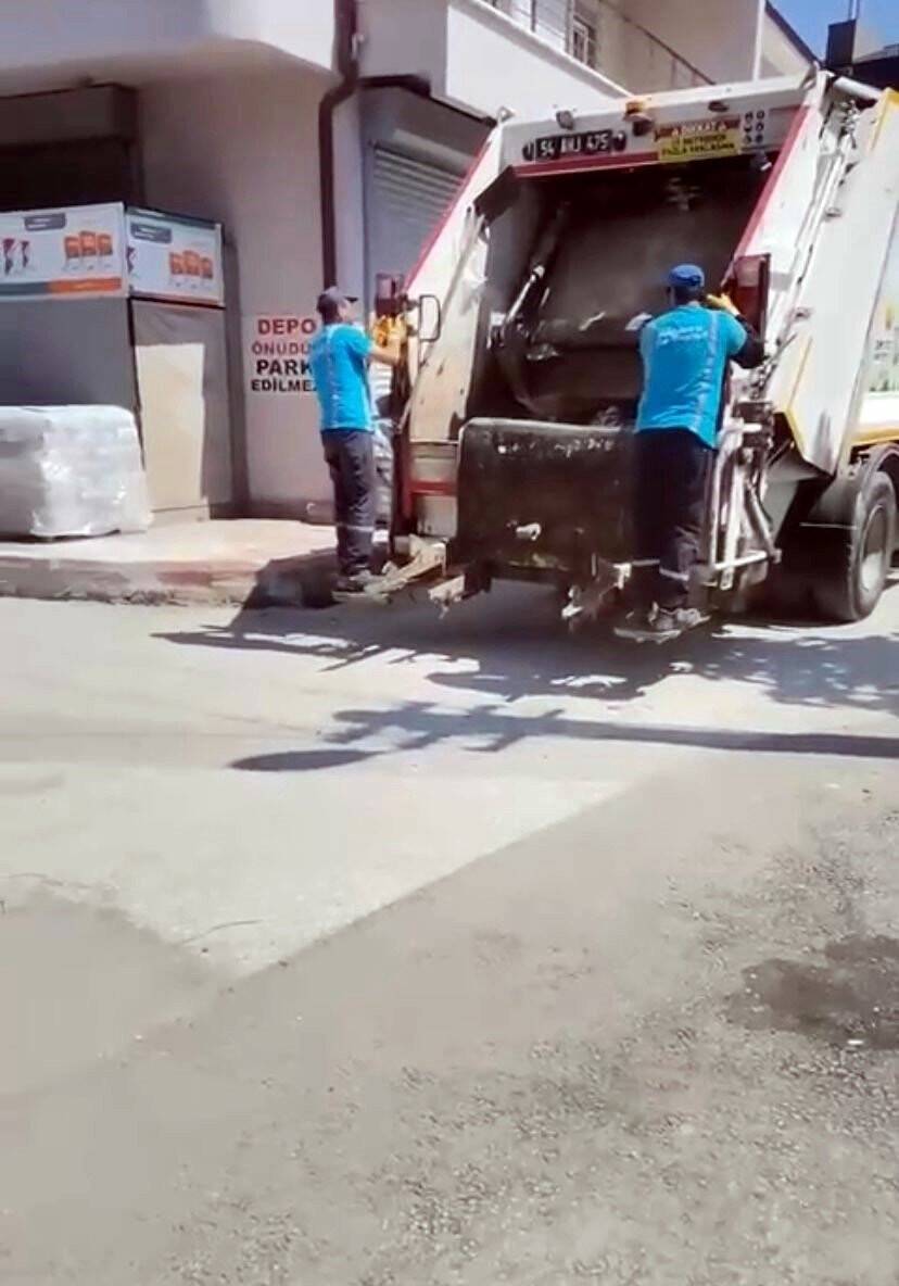Bayram günü yürekleri ısıtan görüntü