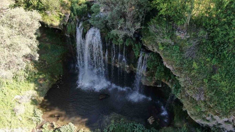 Bozkırın saklı cenneti görenleri mest ediyor