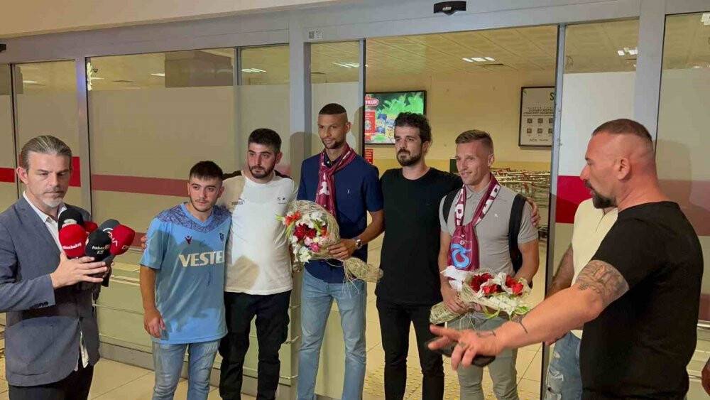 Trabzonspor’un yeni transferleri Orsic ve Fernandez’e coşkulu karşılama