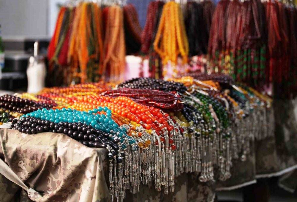 Konya'daki Tespihçiler Kahvesi'nde hem sohbet hem de ticaret var