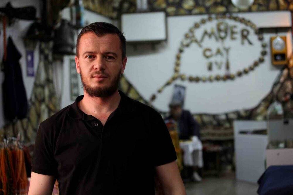Konya'daki Tespihçiler Kahvesi'nde hem sohbet hem de ticaret var