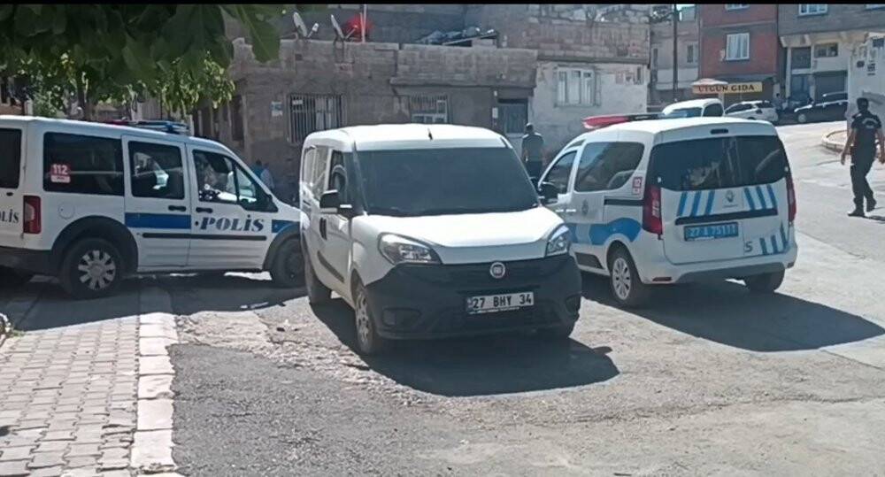 Husumetli iki aile arasında katliam gibi kavga: 3 ölü, 2 yaralı